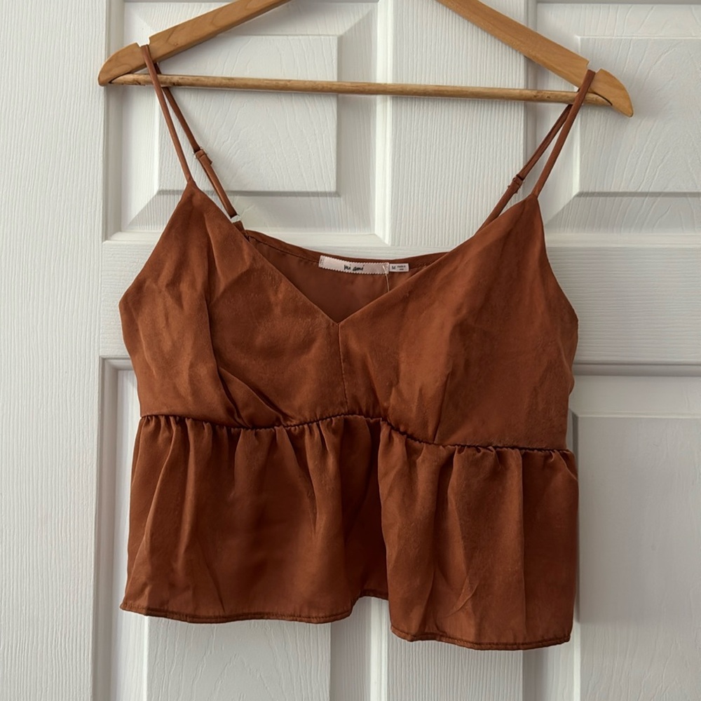 NWT cropped satin tank